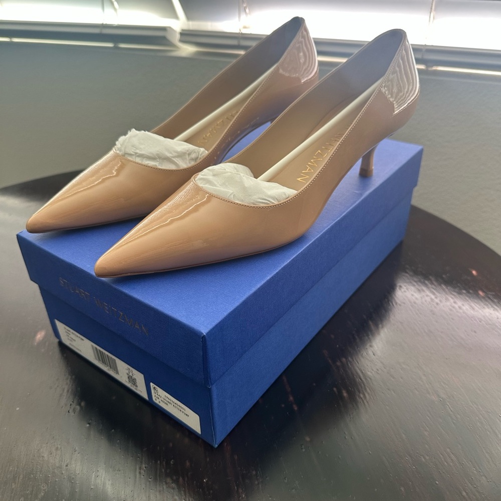 Stuart Weitzman Nude Patent Leather Pumps